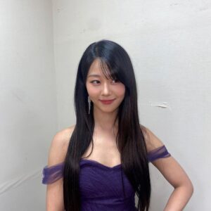 Park Chae-rin Instagram - 고마워요 룰렛💜