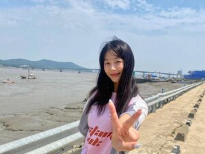 Park Chae-rin Instagram - 쁘잉
