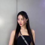 Park Chae-rin Instagram – 👀🖤