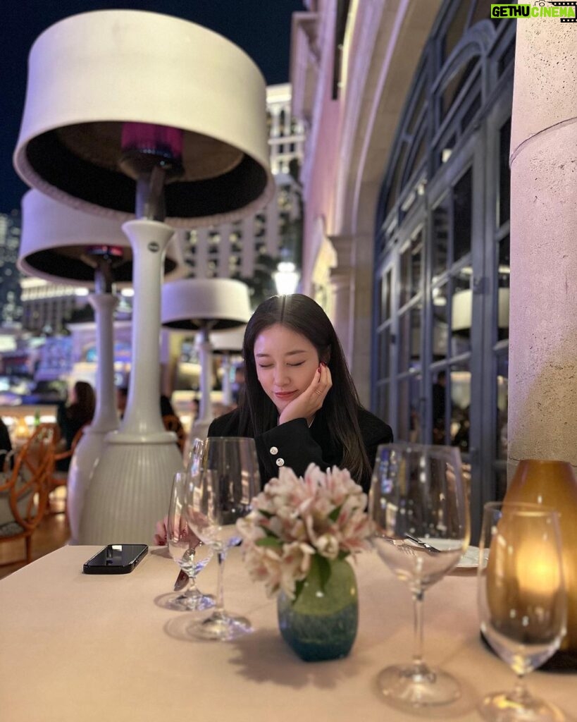 Park Ji-yeon Instagram - Happy New Year🙇‍♀❤