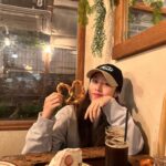 Park Ji-yeon Instagram - 🥨