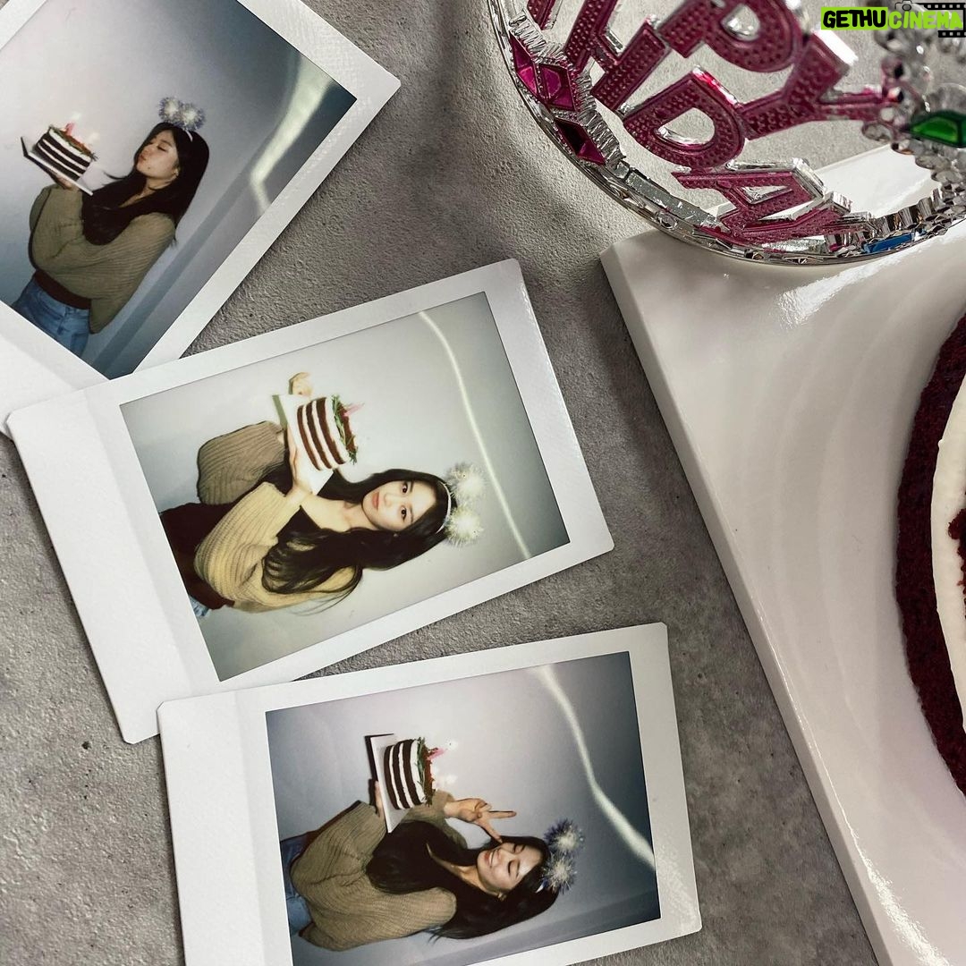 Park Ji-yeon Instagram - Thank you everyoneđź’•