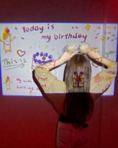 Park Ji-yeon Instagram - Today is my birthday🎂❤️