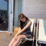 Park Ji-yeon Instagram - ☀️