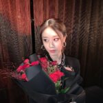 Park Ji-yeon Instagram – 반짝이는 내 가르마✨