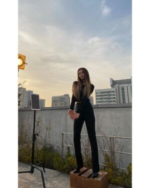 Park Ji-yeon Instagram - 이미테이션 식구분들 고생 많으셨습니다 🙏
라리마 안녕 ❤️