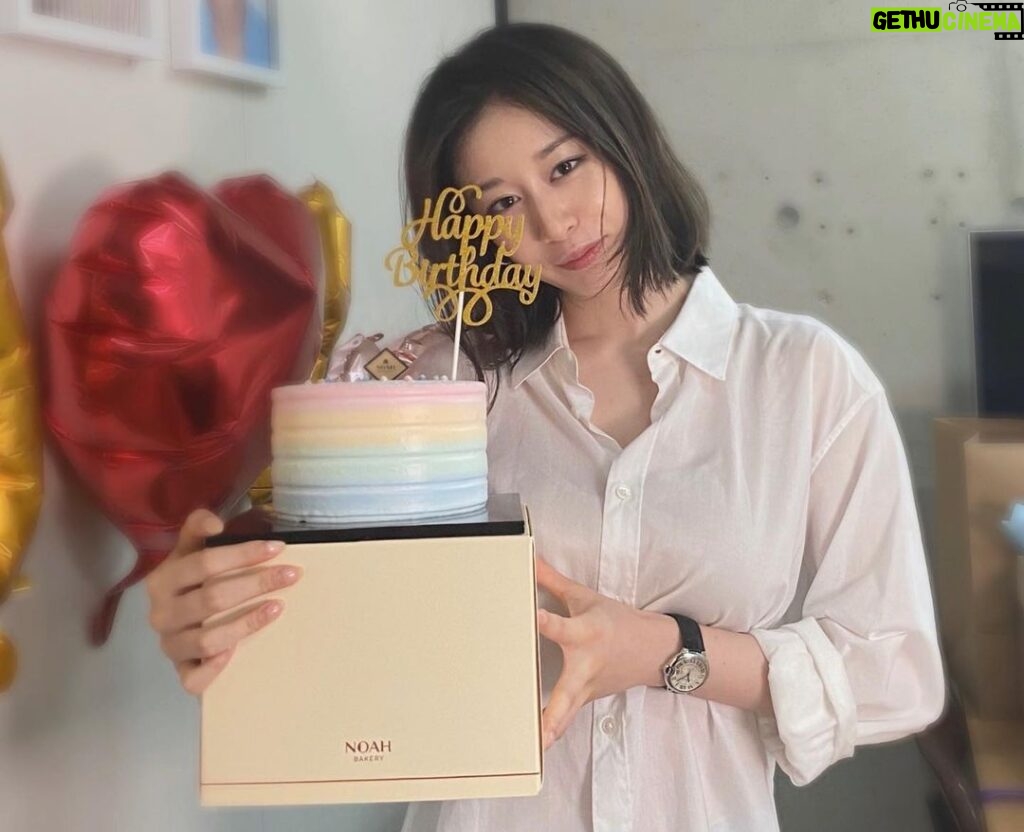 Park Ji-yeon Instagram - 감사합니다🙏🎂🎉 Thank u everyone for your sweet birthday wishes 🥰 i was wonderful day❤️