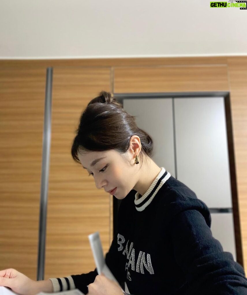 Park Ji-yeon Instagram - 오랜만에 😍