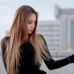 Park Ji-yeon Instagram - 🖤