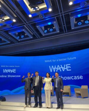 Park Jin-hee Instagram - 오늘은 상공의날 50주년 주간 WAVE 온라인쇼케이스에 왔어요
.
요즘은 이렇게 환경이야기를
많이 나눌 수 있어서 너무 행복합니다😍
.
.
#부캐 #환더우먼