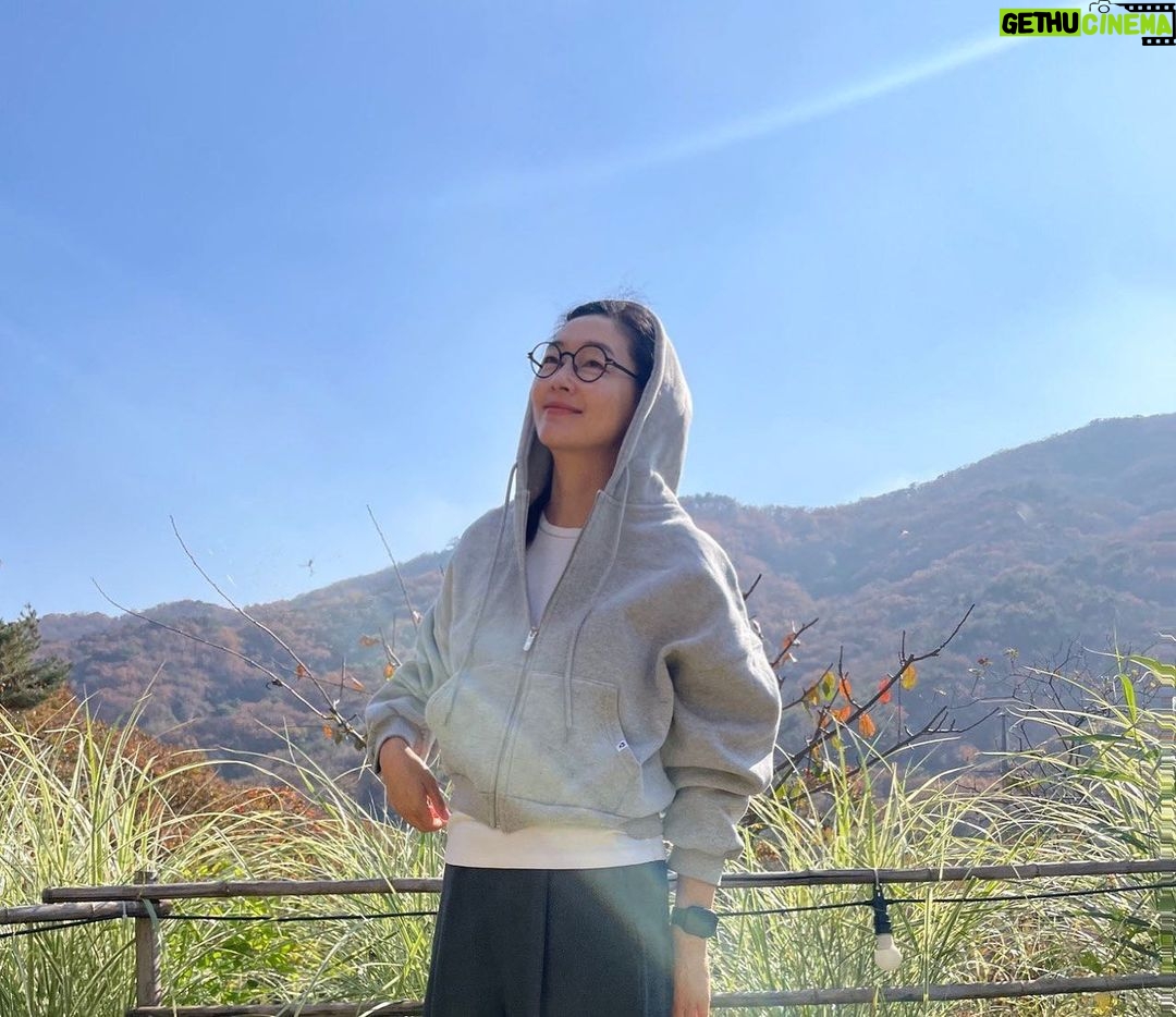 Park Jin-hee Instagram - 가을공기 가득한 남한산성에서✨ . #가을#남한산성#에크레아