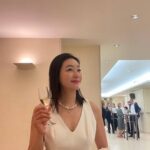 Park Jin-hee Instagram - . 드디어 비엔나에서 빈필듣다!!! 살면서 이런 영광이!!!✨ 그래… 나를 위해 좋은 음악 듣고, 오랜만에 꾸며보기도 하고!!! . . #비엔나#빈필 #빈필오케스트라 #알아차림 #나알아주기 Vienna, Austria