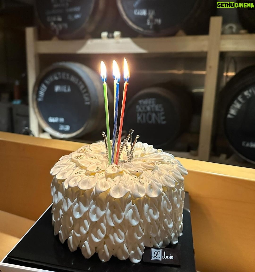 Park Jin-hee Instagram - 🎂 HBD 감사합니다 ❤️ . . #HBD
