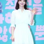 Park Jung-yeon Instagram – 2월 18일 티빙!!👻