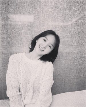 Park Jung-yeon Instagram - 🧦🎄🤍