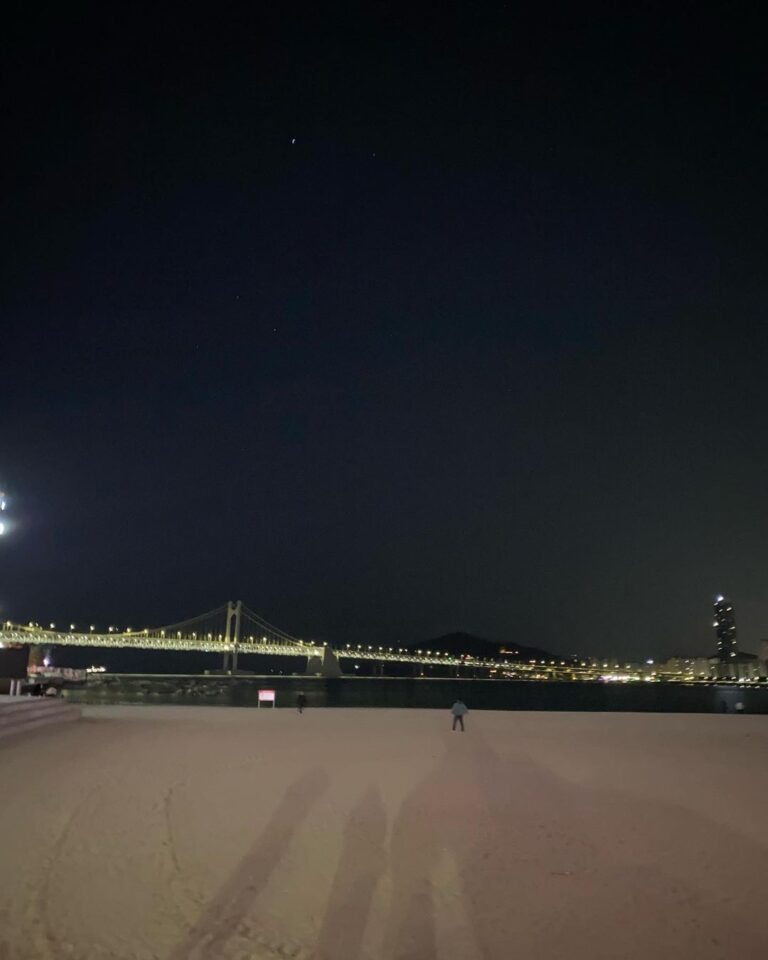 Park Jung-yeon Instagram - 아직 늦가을일때!