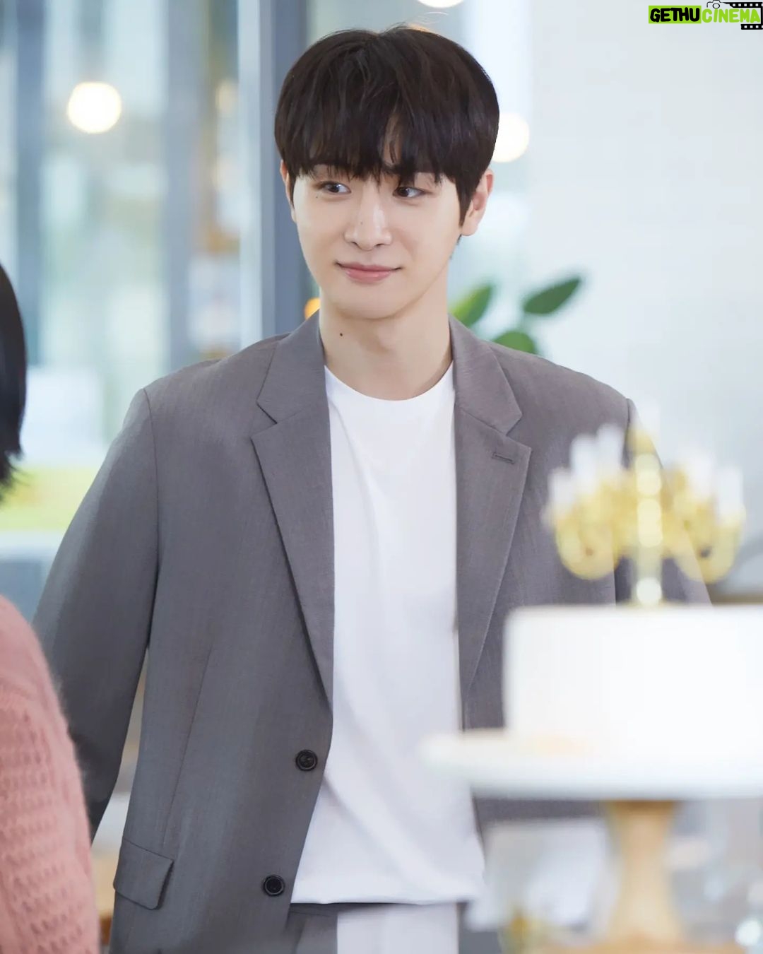 Park Sang-nam - 22.9K Likes - #너와나의경찰수업 특별출연
김병수감독님과 두번째 현장
🤗5~6화🤗