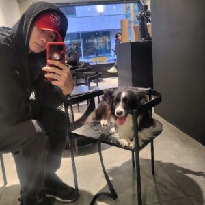 Park Sang-nam Instagram - 이브랑 산책
(사지말고 입양하세요)