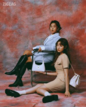 Park Se-mee Instagram - #지그재그

세미X아영