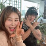 Park Se-mee Instagram - 눈 가릴거면 미간좀 떼주세요❤️