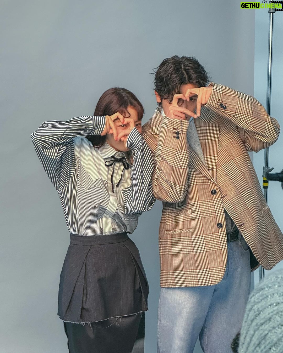 Park Shin-hye - 1.4 Million Likes - 하늘이랑 정우 기다리기 심심할까봐👉🏼👈🏼
내일이면 만날 수 있어요🫶🏼
#닥터슬럼프