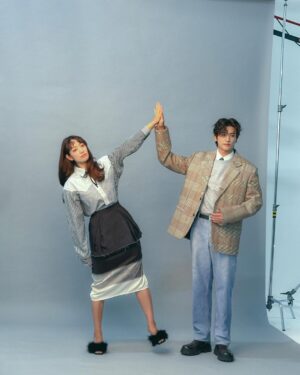 Park Shin-hye Instagram - 하늘이랑 정우 기다리기 심심할까봐👉🏼👈🏼
내일이면 만날 수 있어요🫶🏼
#닥터슬럼프
