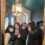 Park Shin-hye Instagram – 거울보면 또 한번은 찍어줘야지 
하늘이팀 모여!!!!!!
#닥터슬럼프