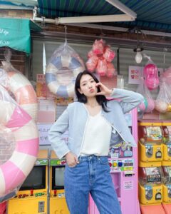 Park Shin-hye Instagram - #닥터슬럼프 포스터 촬영하던 날🎶🎵 2024년 01월 27일 토요일에 만나요🫶🏼