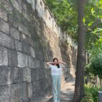 Park Shin-hye Instagram – 텐션 올리고! 촬영 시~작!!
너무덥다..😵‍💫😵‍💫😵‍💫😵‍💫😵‍💫