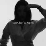 Park Shin-hye Instagram - #반클리프아펠 #VanCleefArpels #VCAluckyspring #VCAluckyanimals #VCAAlhambra #VCA럭키스프링 #VCA럭키애니멀 #VCA알함브라 @vancleefarpels