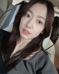 Park Shin-hye Instagram - 아마도 이동중이었던가...🤔 #언젠가의하늘이