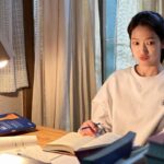 Park Shin-hye Instagram - 하늘이는 가장 즐거웠던 기억이 수학정석 풀었을 때라는데..🤔 현실의 나는......... 😵‍💫😵‍💫