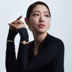 Park Shin-hye Instagram - 🫶🏼❣️ #반클리프아펠 #VanCleefArpels #VCAluckyspring #VCAluckyanimals #VCAAlhambra #VCA럭키스프링 #VCA럭키애니멀 #VCA알함브라 @vancleefarpels