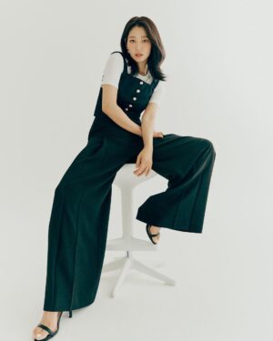 Park Shin-hye Instagram - #모조에스핀 #mojosphine
💃🏻