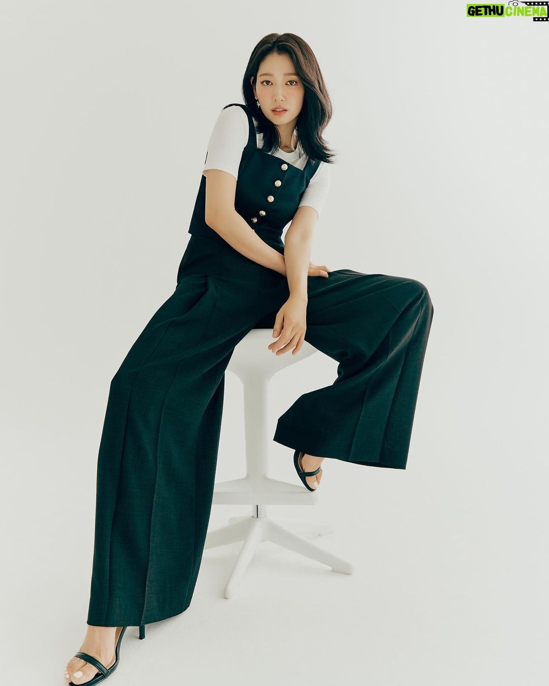 Park Shin-hye - 1.3 Million Likes - #모조에스핀 #mojosphine
💃🏻