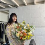 Park Shin-hye Instagram - 노랑노랑노랑❣️오예 꽃이다아❣️❣️ #모조에스핀 #mojoshine