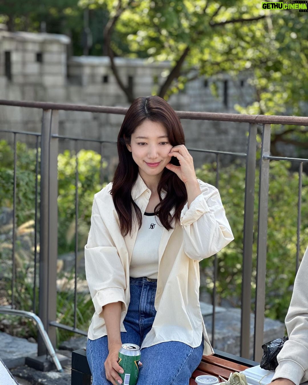 Park Shin-hye - 1.1 Million Likes - 만두가 만든 삼촌... 아? ㅇㅅㅇ?
오늘도~~~!!! 닥터슬럼프!!!!!!!