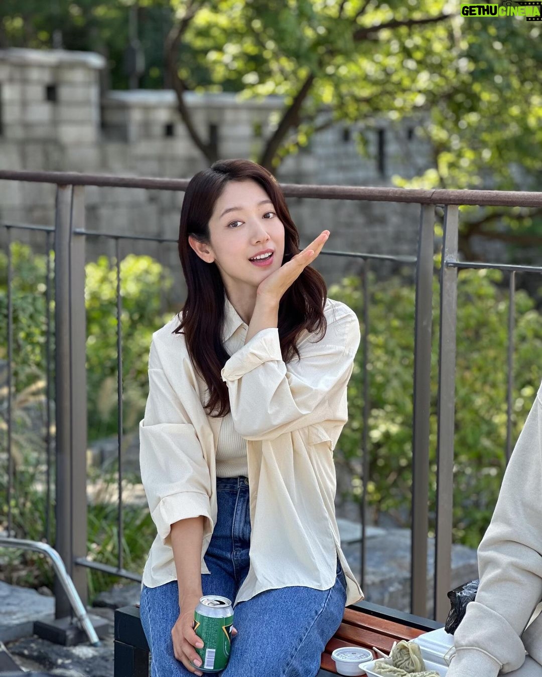 Park Shin-hye - 1.1 Million Likes - 만두가 만든 삼촌... 아? ㅇㅅㅇ?
오늘도~~~!!! 닥터슬럼프!!!!!!!