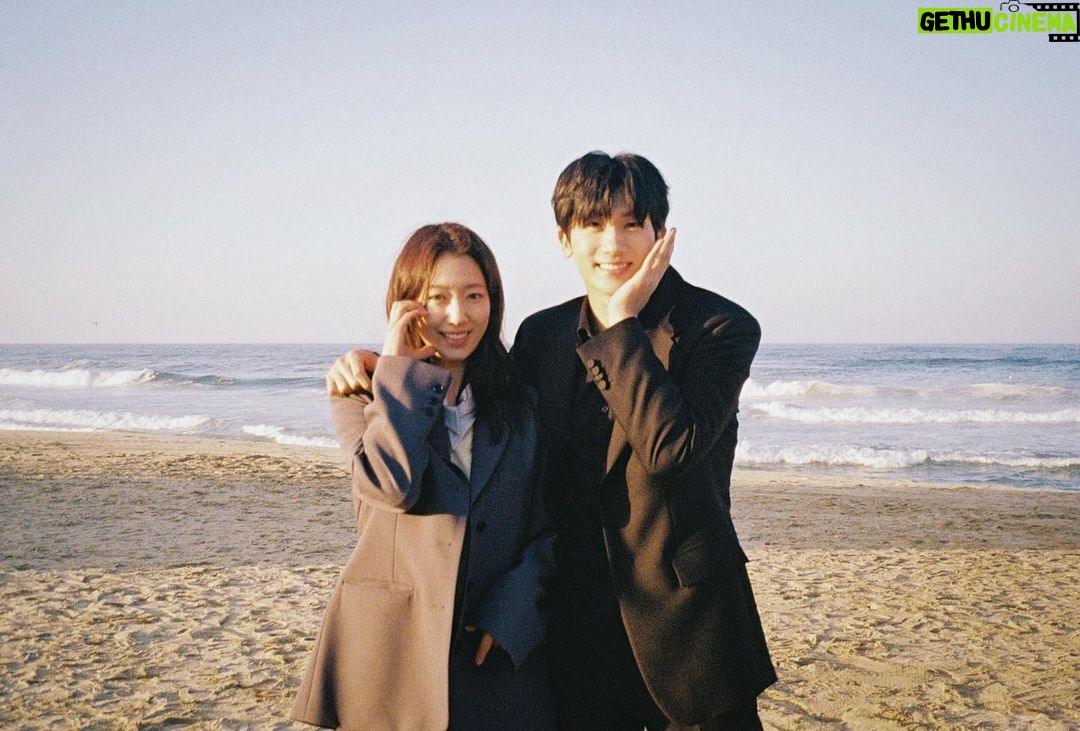 Park Shin-hye - 1.2 Million Likes - 필카 예이~
#닥터슬럼프