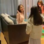 Park So-yi Instagram – 묵찌빠 달인 😏@216jung ❤️
#스위치 #촬영중 #묵찌빠
#이민정 #박소이 #김준
