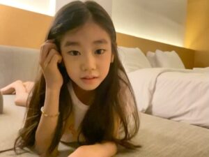 Park So-yi Instagram - #헬로