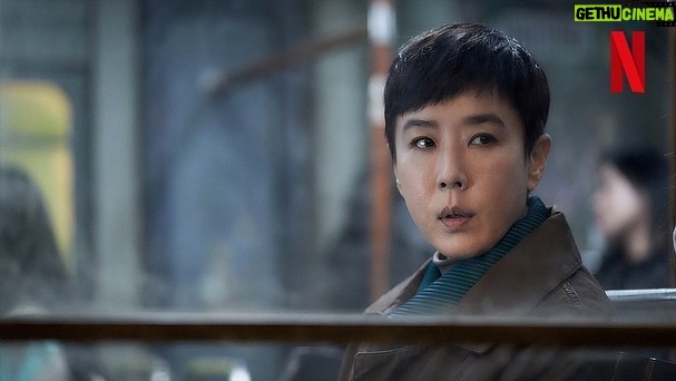 Park So-yi Instagram - Posted @withregram • @netflixkr 전설적인 용병에서 전투 A.I.로 다시 태어난 정이, 정이를 개발하는 크로노이드 연구소의 팀장 서현과 연구소장 상훈, 그리고 어린 서현까지. 이들의 이야기가 1월 20일 시작됩니다. , 오직 넷플릭스에서. #정이 #JUNG_E #강수연 #KangSooYoun #김현주 @khj_dang #류경수 @ryurudtn #박소이 #넷플릭스 #Netflix