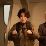 Park So-yi Instagram - Posted @withregram • @netflixkr 전설적인 용병에서 전투 A.I.로 다시 태어난 정이, 정이를 개발하는 크로노이드 연구소의 팀장 서현과 연구소장 상훈, 그리고 어린 서현까지. 이들의 이야기가 1월 20일 시작됩니다. , 오직 넷플릭스에서. #정이 #JUNG_E #강수연 #KangSooYoun #김현주 @khj_dang #류경수 @ryurudtn #박소이 #넷플릭스 #Netflix