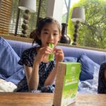 Park So-yi Instagram - #ad #어딜가든꼭챙기는 #간편한 #올키비타젤리 #올키 @aju_olea