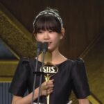 Park So-yi Instagram - 감사한 한 해를 보냈습니다. 2024년엔 모두 행복만 가득하셨으면 좋겠습니다 : ) #SBSdramaawards