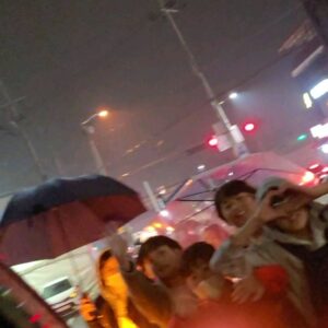 Park Young-tak Instagram - 시원하고 섭섭하다는 기분을
오랜만에 느껴봅니다.

배우 박영탁으로서 행복했던 8개월간의 여정이 마무리 되었습니다.

정말 존경하는 선배님들과 동료들, 함께하신 모든 배우님들, 감독님과 작가님을 비롯 모든 제작진들의 희생과 수고에 진심으로 감사의 말씀을 올립니다.

매순간 함께해준 우리매니저와 스텝들도 진심으로 고마워요😉

올 하반기에 드라마가 오픈되기 전까지 
남은 작업들을 위해 애써주실 많은 분들께도 
진심 화이팅!!을 외쳐봅니다.

저는 이제 형사 아저씨에서 벗어나 아이들처럼 천진난만하게 음악에 빠져보려구요 하하하

#힘쎈여자강남순 #화이팅 
#영탁 올림