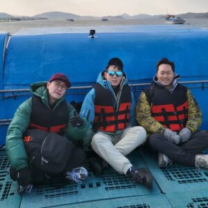 Park Young-tak Instagram - 🏝🐟🐚
#안싸우면다행이야
#붐 #영탁 #송진우