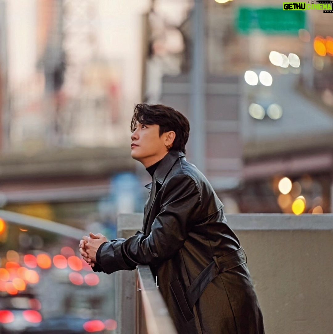 Park Young-tak Instagram - One day #nyc πΊπΈ #present βοΈπ