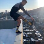Parkourporpoise Instagram - Pistol squats always have me afraid! 👀😲😎 follow for more content! if you want! 💙✌️ #PistolSquats #Squats #Stunts #Adrenaline Montreal, Quebec