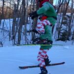 Parkourporpoise Instagram - Would you trust these elf’s to help Santa Claus!? 🤪🎅 With by fello elf @jessyprovencher _________________________________________ #viral #Christmas #happy #funny #skiing #crazy #adrenaline #silly #insane #montreal #elfs